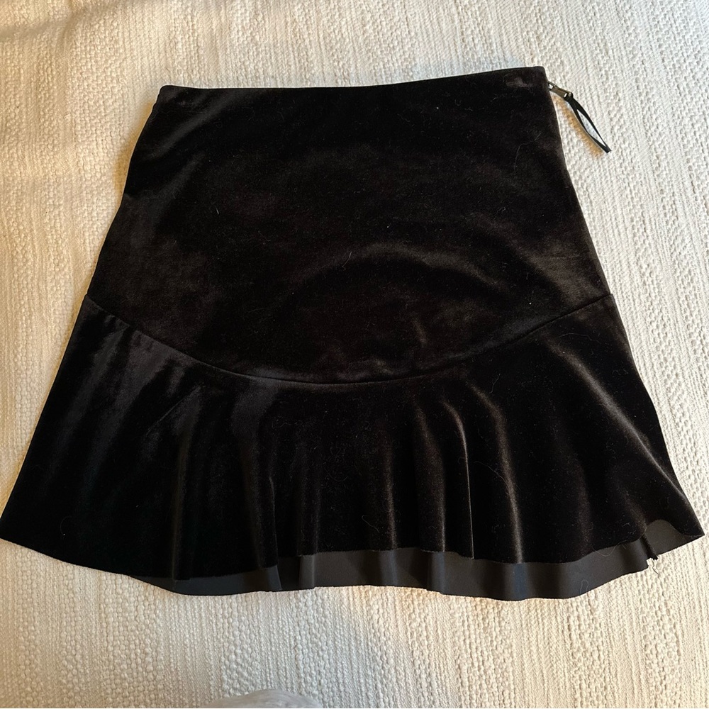 URBAN OUTFITTERS Black Velvet Skirt